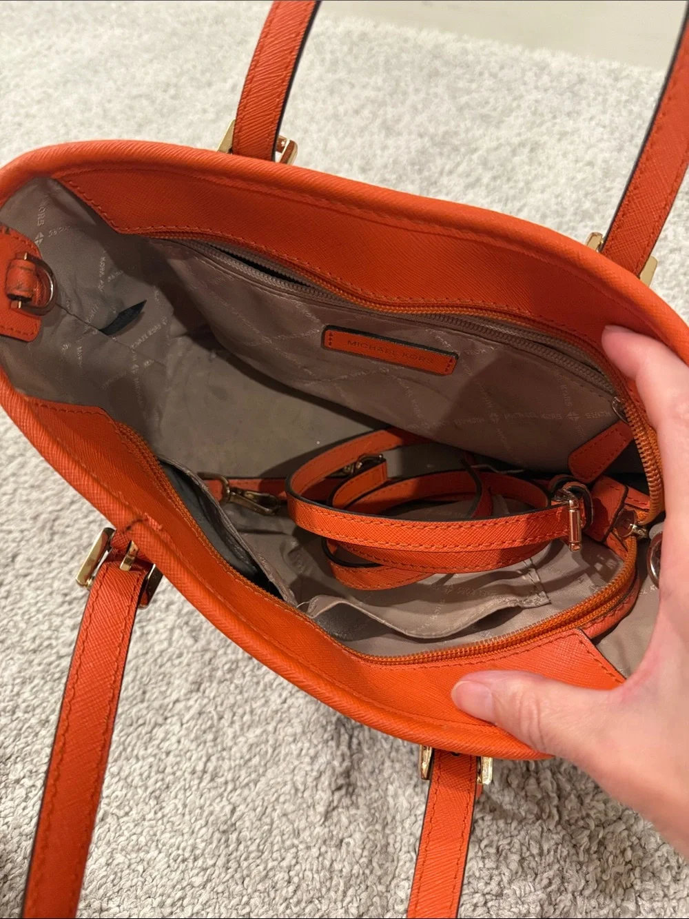 Michael Kors Jet Set Travel purse